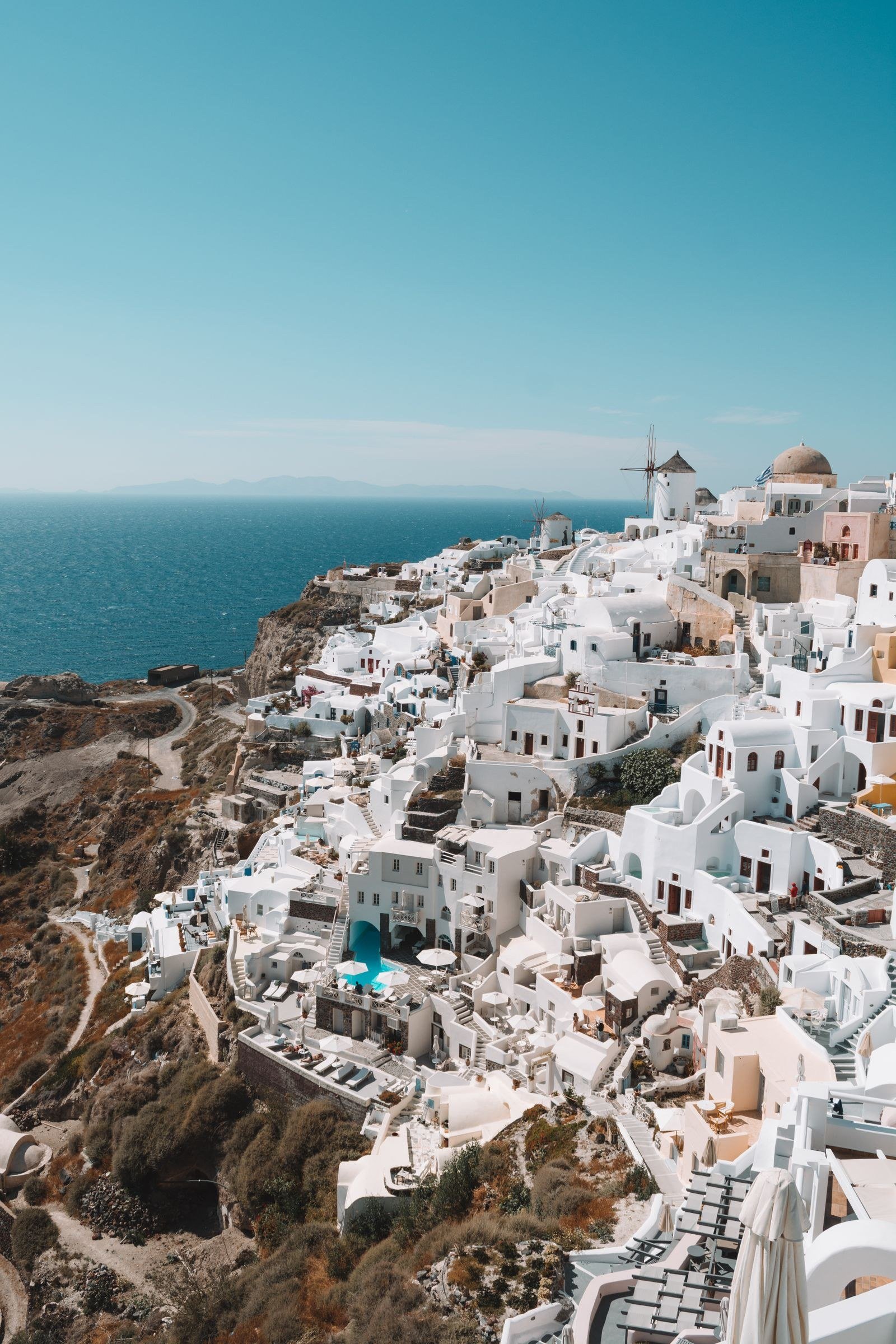 Yunanistan Santorini adasının beyaz mimarisi ve mavi denizi, Yunanistan vizesi